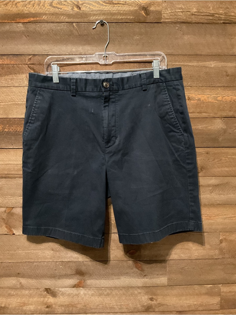 Vineyard Vines Men's Navy Blue Breaker Shorts Size 34 Twill Chino Shorts